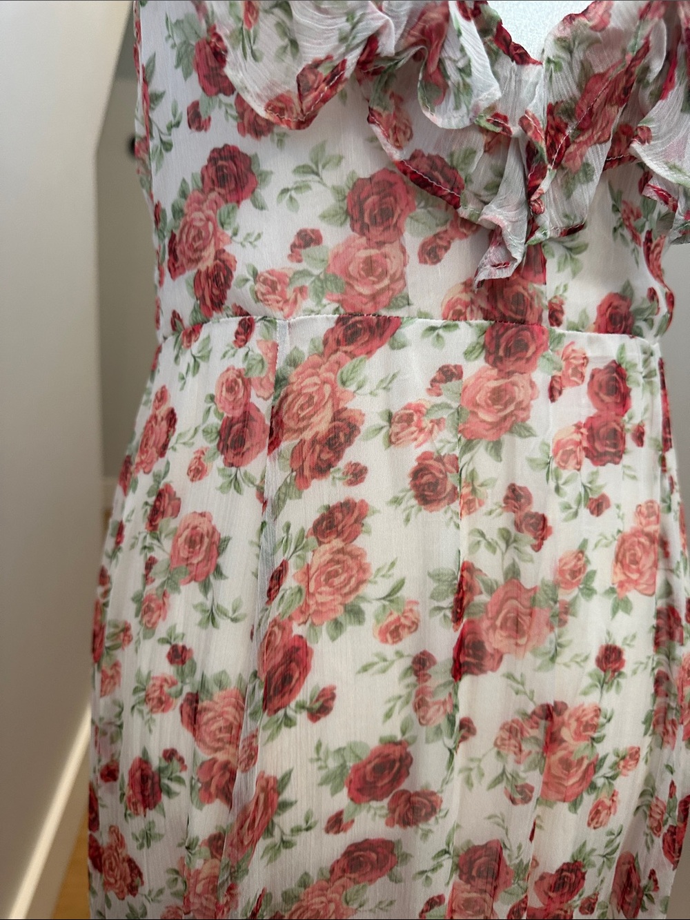 Floral Ruffled V-Neck Maxi Dress in Rose Print - Picture 4 of 4